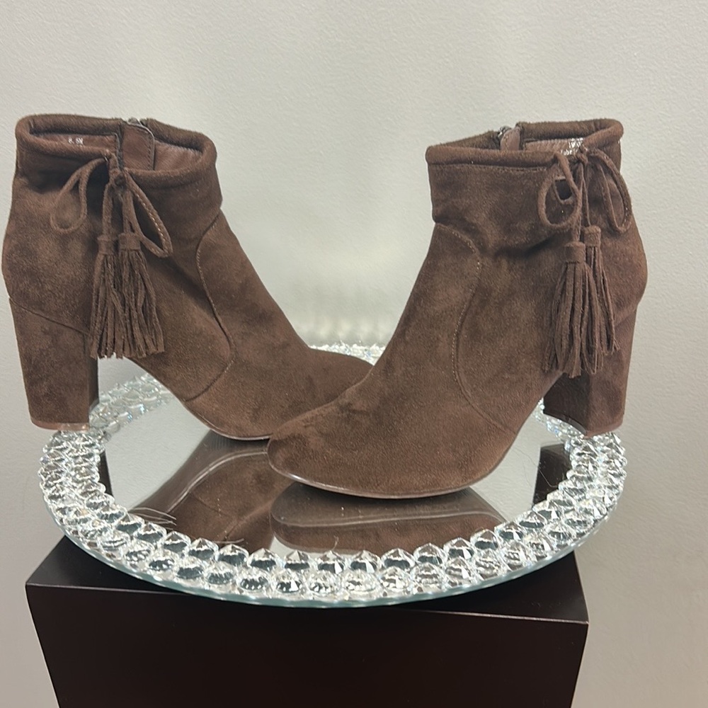 Diba Brown Ankle Boot with Tassel size 8.5